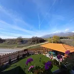 за гости - къща тончеви 3* 칼로페르