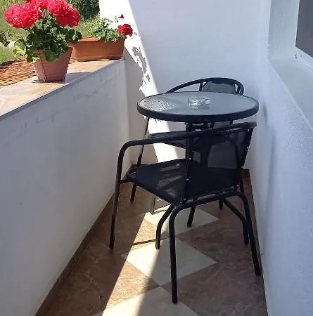 за гости - къща тончеви Konukevi Kalofer