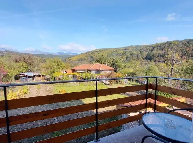 за гости - къща тончеви 3*