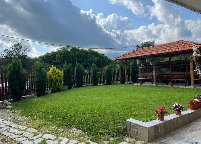 за гости - къща тончеви 3* Kalofer