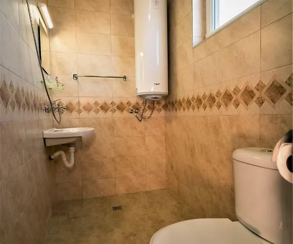 за гости - къща тончеви 3* Kalofer